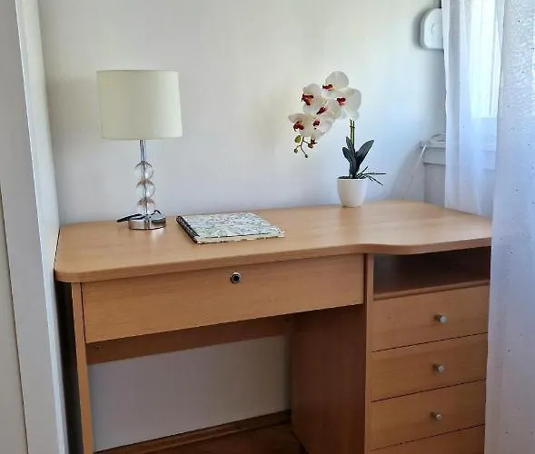 アパート B&v ザダル